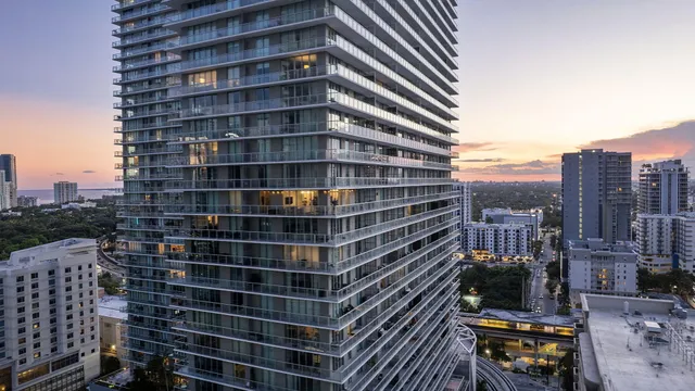 $650,000 | 1111 Southwest 1st Avenue, Unit 2420N, Miami, FL 33130