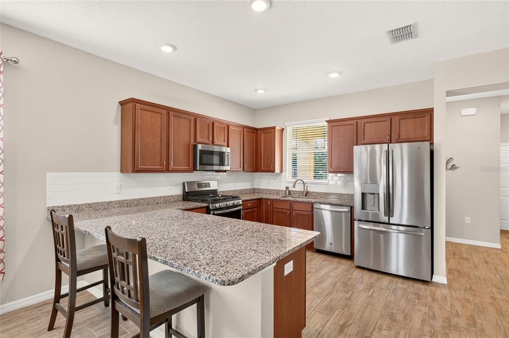 9947 Southwest 100th Terrace Road Ocala, FL 34481 - Photo 12 of 46 Gallery Image 12