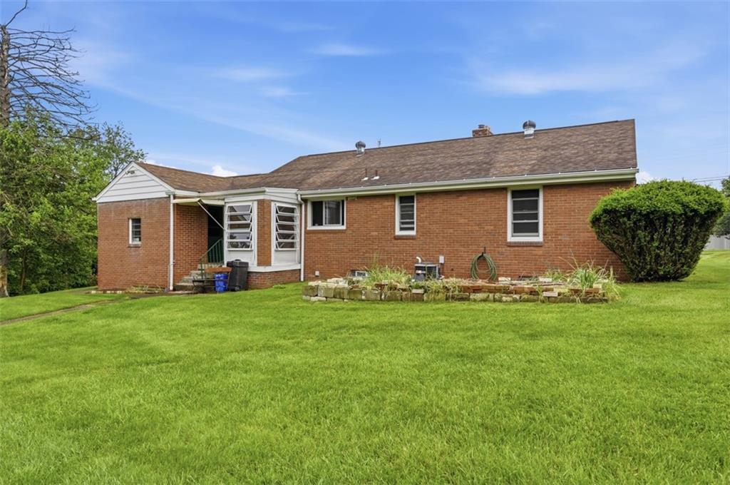 2207 Ridgevue Avenue Aliquippa, PA 15001 - Photo 41 of 41