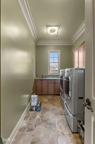 a view of a storage & utility room