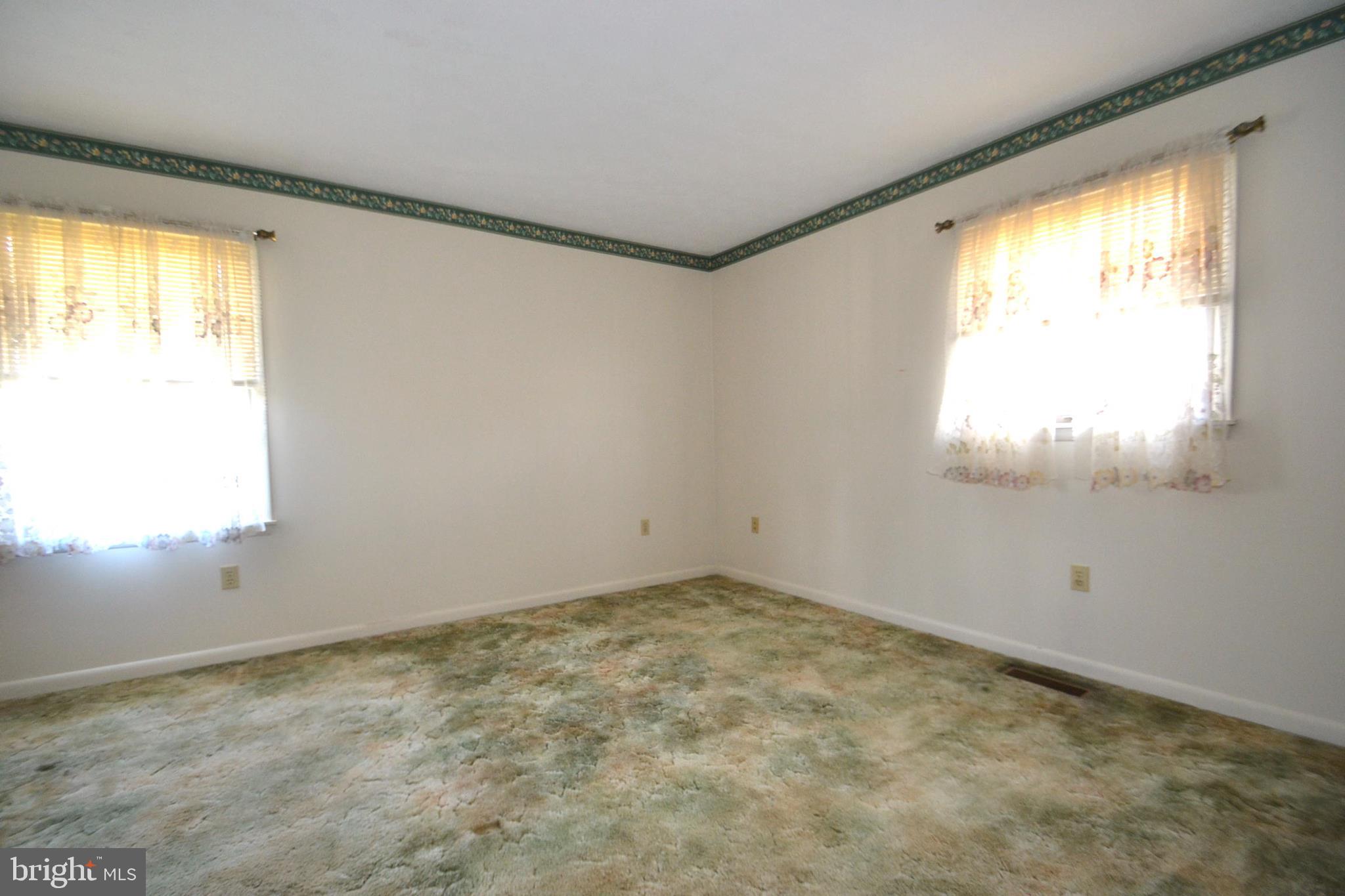 302 Sarhelm Road Harrisburg, PA 17112 - Photo 14 of 39 Gallery Image 14