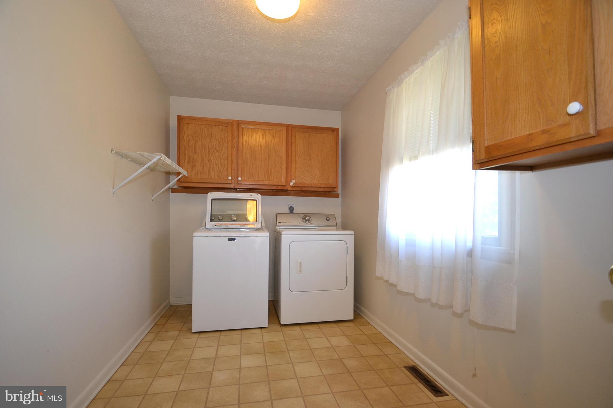 302 Sarhelm Road Harrisburg, PA 17112 - Photo 22 of 39 Gallery Image 22