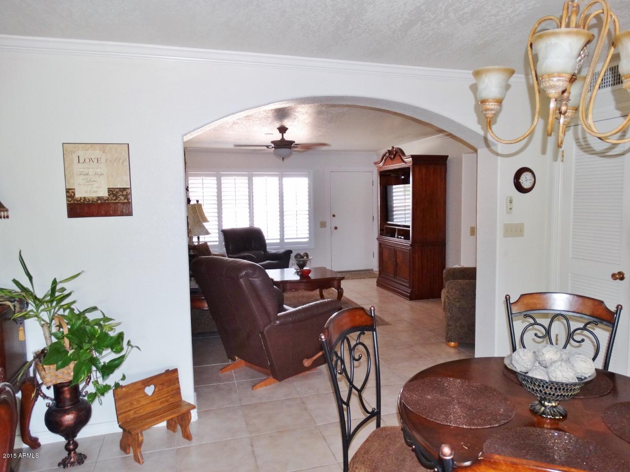 11071 West Oak Ridge Road Sun City, AZ 85351 - Photo 15 of 49 11071 W Oak Ridge Rd (57)