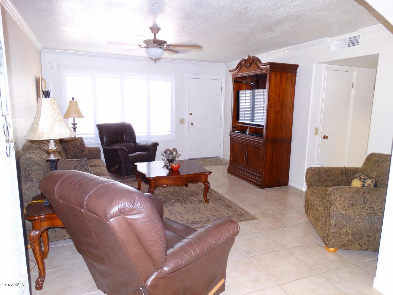 11071 West Oak Ridge Road Sun City, AZ 85351 - Photo 16 of 49 11071 W Oak Ridge Rd (58)