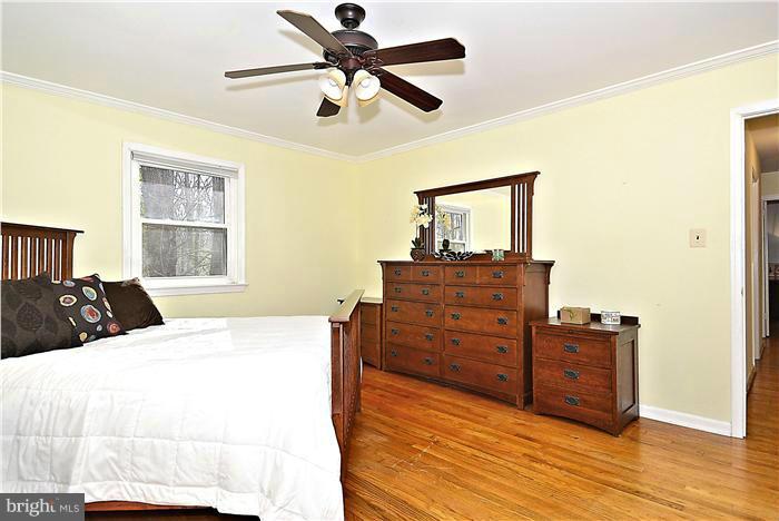 12202 Quorn Lane Reston, VA 20191 - Photo 16 of 30 Bedroom (Master)