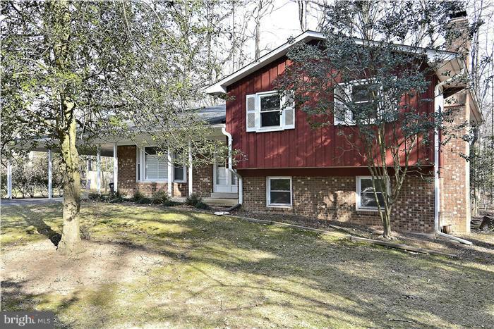12202 Quorn Lane Reston, VA 20191 - Photo 3 of 30 Exterior (Front)