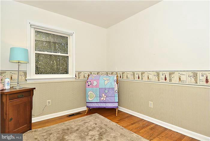 12202 Quorn Lane Reston, VA 20191 - Photo 21 of 30 Bedroom