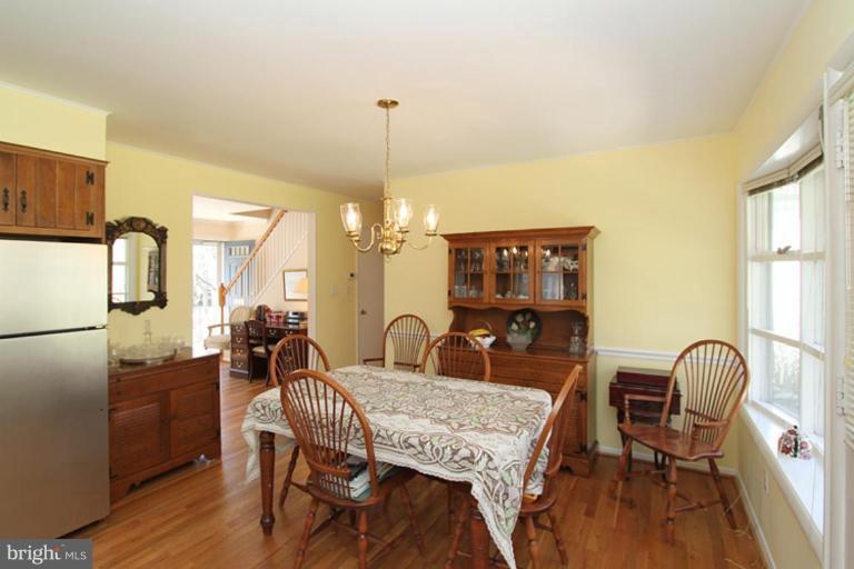 415 Mercer Road Rockville, MD 20852 - Photo 21 of 30 Dining Room #2