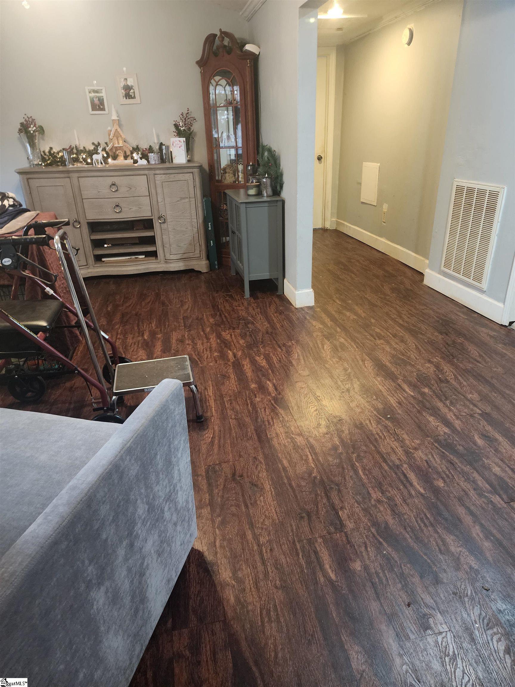 1206 Manse Jolly Road Anderson, SC 29621 - Photo 2 of 4