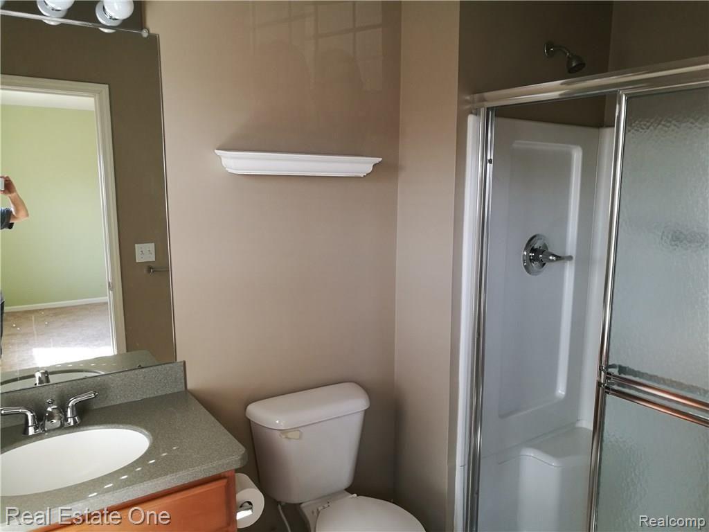 1429 Raliegh Place, Unit 99 Troy, MI 48084 - Photo 17 of 22