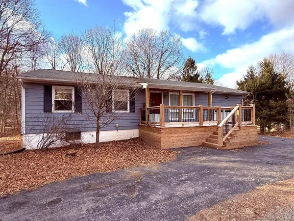 $469,900 | 200 Belvedere Road, Beacon, NY 12508