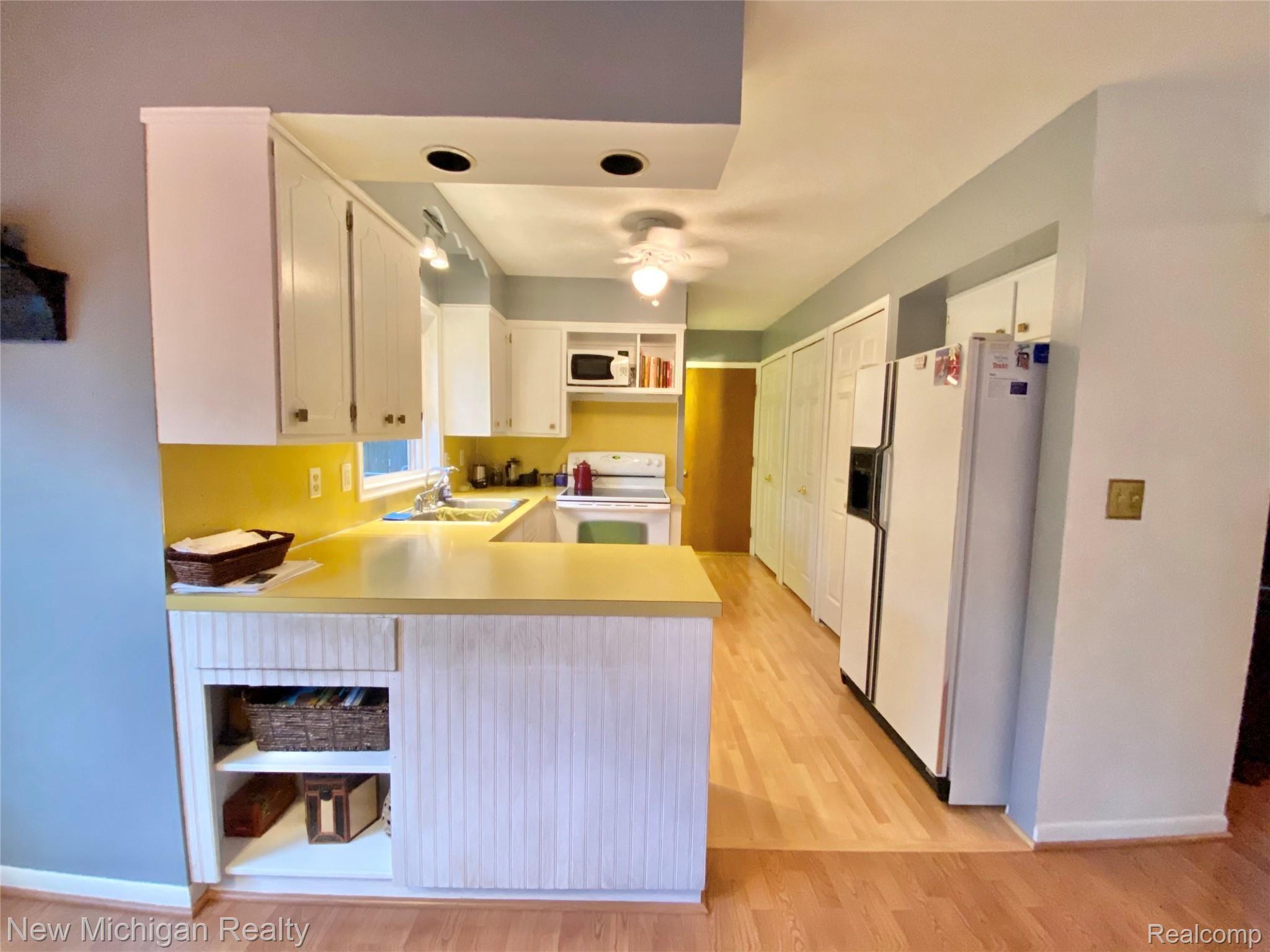 5035 Middleboro Road Grand Blanc, MI 48439 - Photo 7 of 27 695F9D4B-C722-4192-9096-60C1981A3E05.jpeg