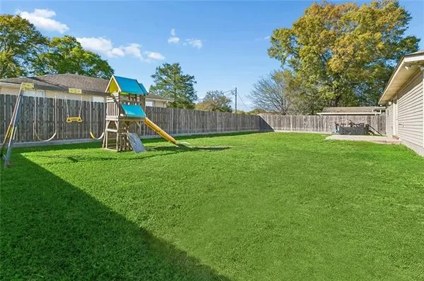 $335,000 | 2720 Palmetto Street, Chalmette, LA 70043