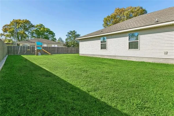 $335,000 | 2720 Palmetto Street, Chalmette, LA 70043