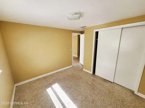 $1,350 | 6067 Longchamp Drive, Jacksonville, FL 32244