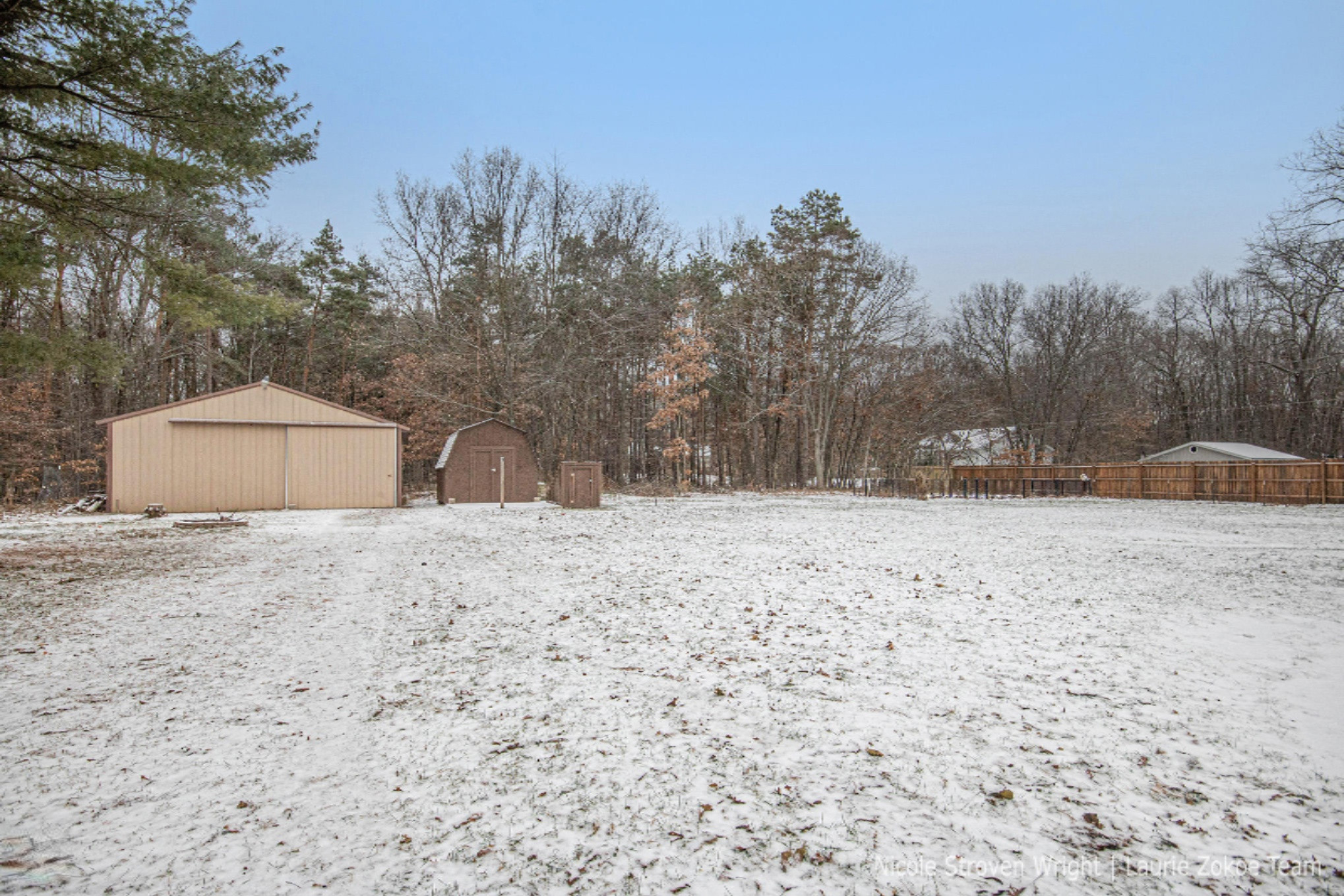 2136 East River Road Muskegon, MI 49445 - Photo 2 of 41 IMG_2541
