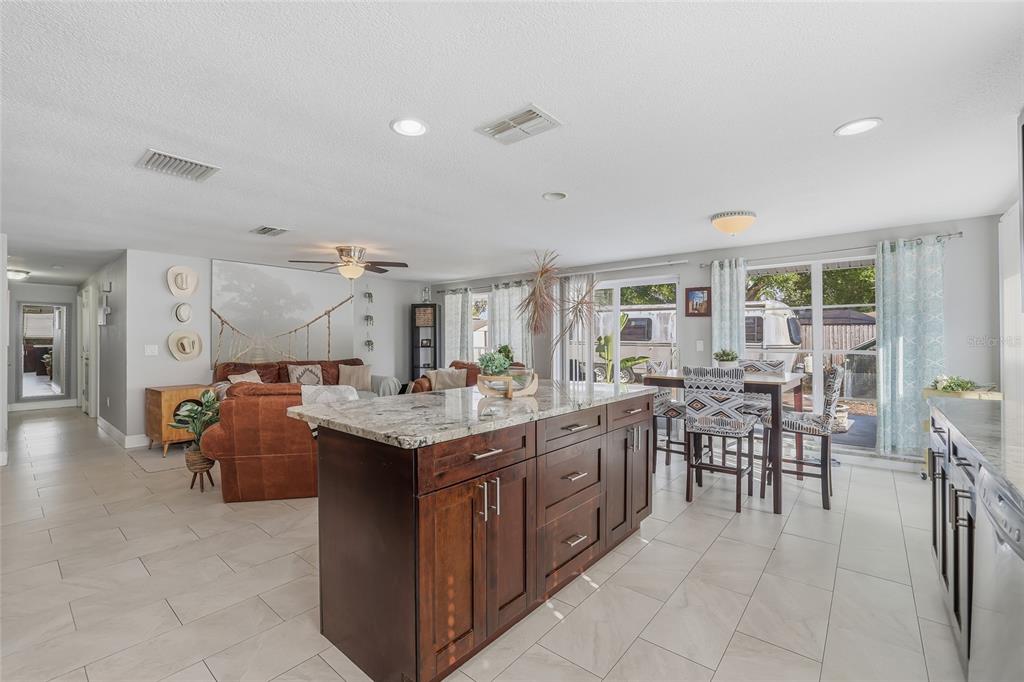 7313 Brookview Circle Tampa, FL 33634 - Photo 19 of 60