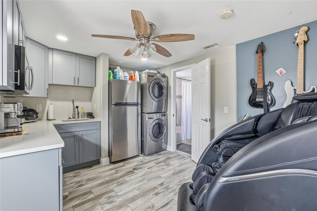 7313 Brookview Circle Tampa, FL 33634 - Photo 34 of 60