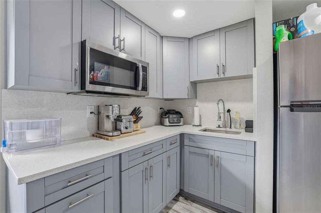 7313 Brookview Circle Tampa, FL 33634 - Photo 35 of 60