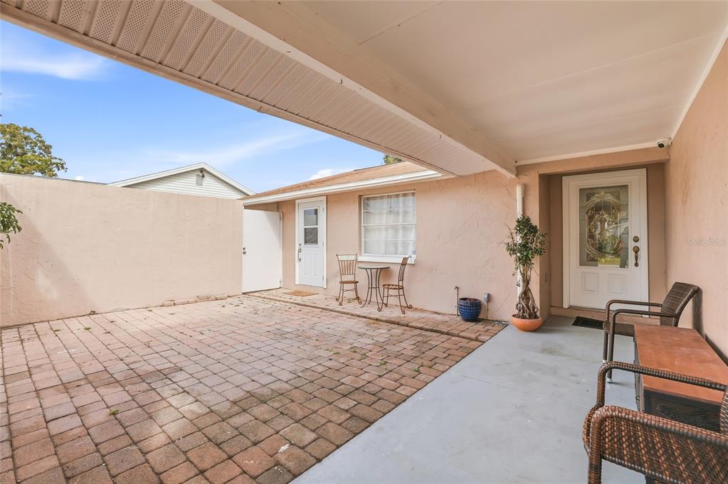 7313 Brookview Circle Tampa, FL 33634 - Photo 5 of 60