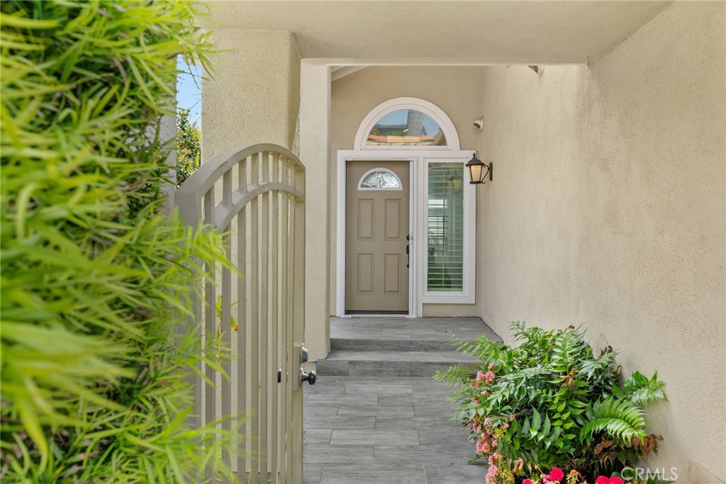 29632 Alta Terra Laguna Niguel, CA 92677 - Photo 8 of 37 a front view of a house with garden