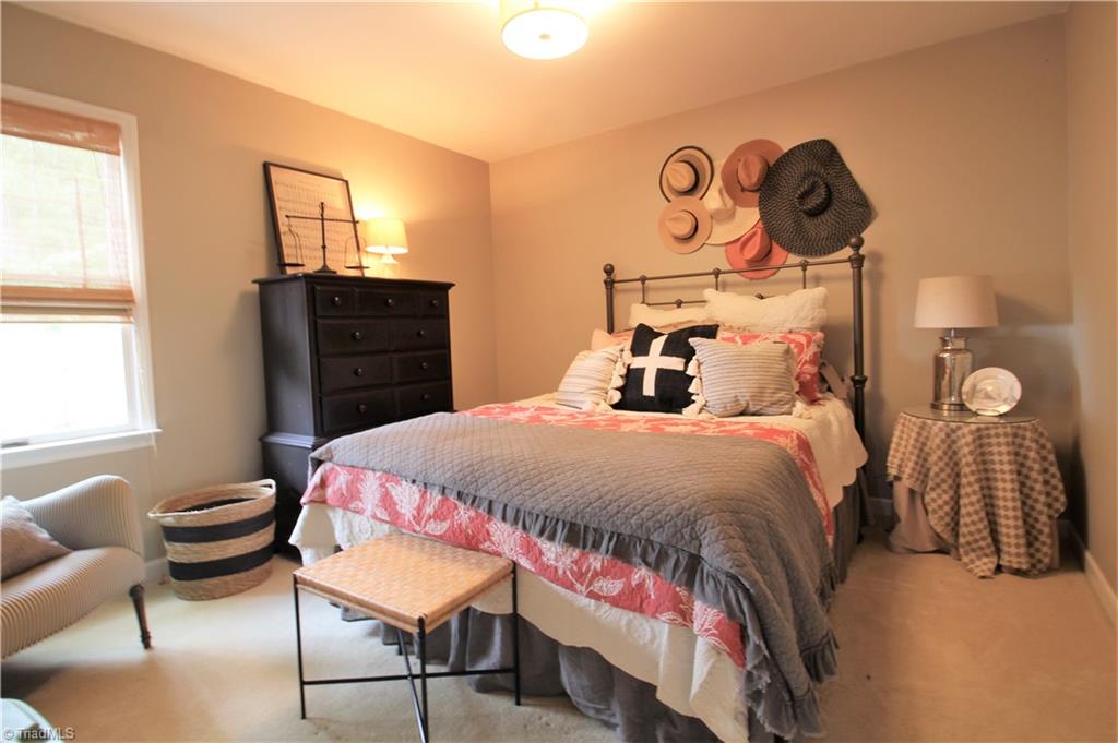 1007 Shamrock Road High Point, NC 27265 - Photo 20 of 30 Gallery Image 20