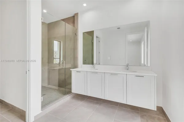 $5,650 | 8037 Northwest 42nd Street, Doral, FL 33166
