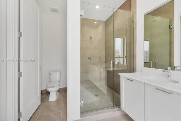 $5,650 | 8037 Northwest 42nd Street, Doral, FL 33166