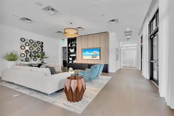 $5,650 | 8037 Northwest 42nd Street, Doral, FL 33166