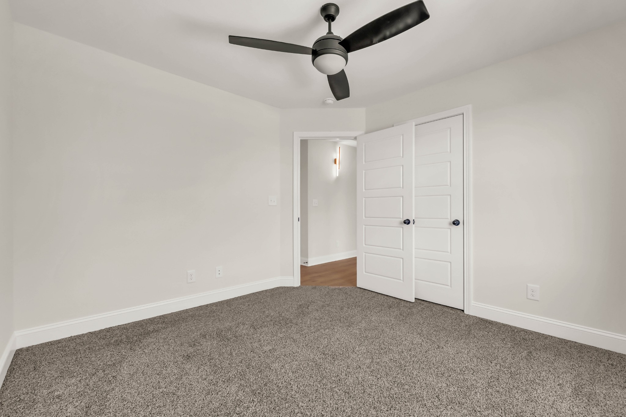 864 Burley Barn Road Clarksville, TN 37042 - Photo 15 of 24 a view of an empty room