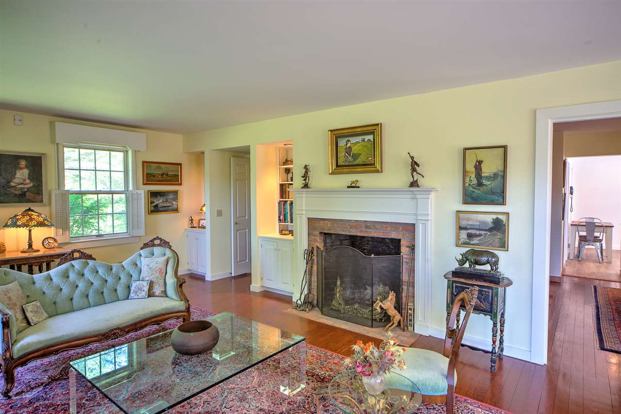 858 Cabot Road Woodstock, VT 05091 - Photo 11 of 34