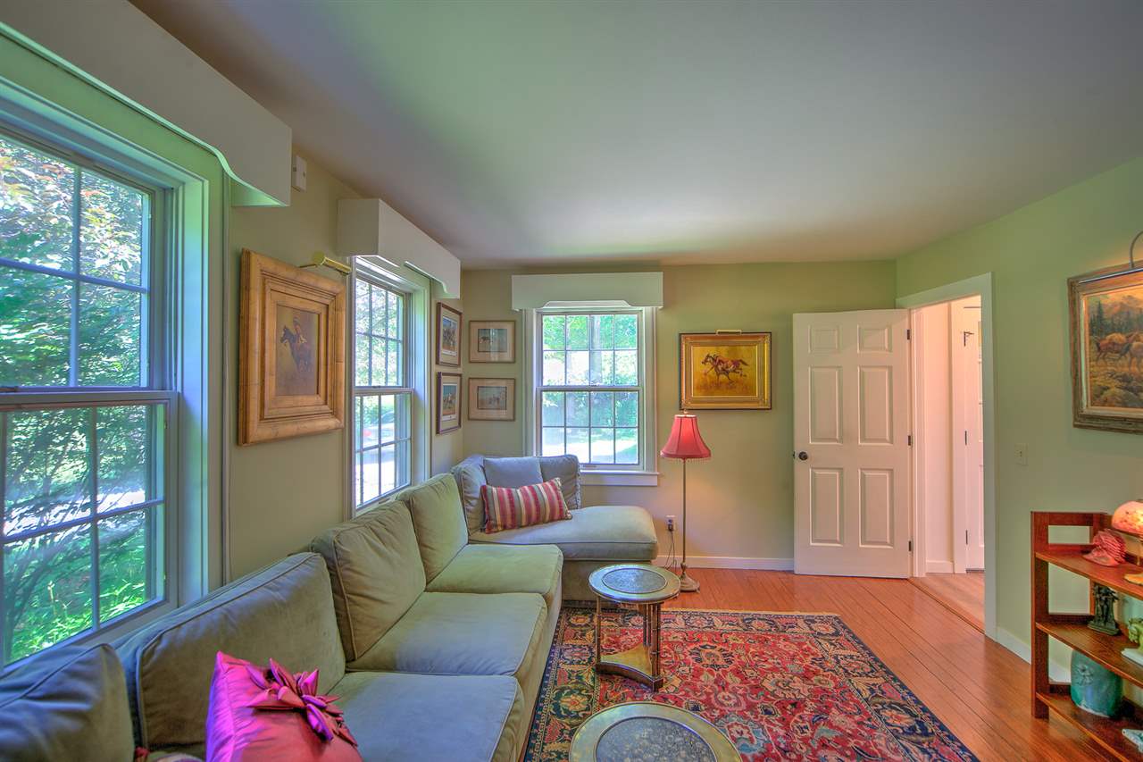 858 Cabot Road Woodstock, VT 05091 - Photo 13 of 34