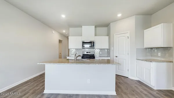 $227,000 | 158 Cottage Cove Drive, Maurice, LA 70555