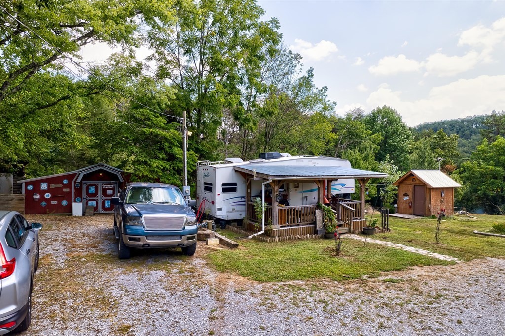 1839 Goose Gap Road Sevierville, TN 37876 - Photo 13 of 20 Gallery Image 13