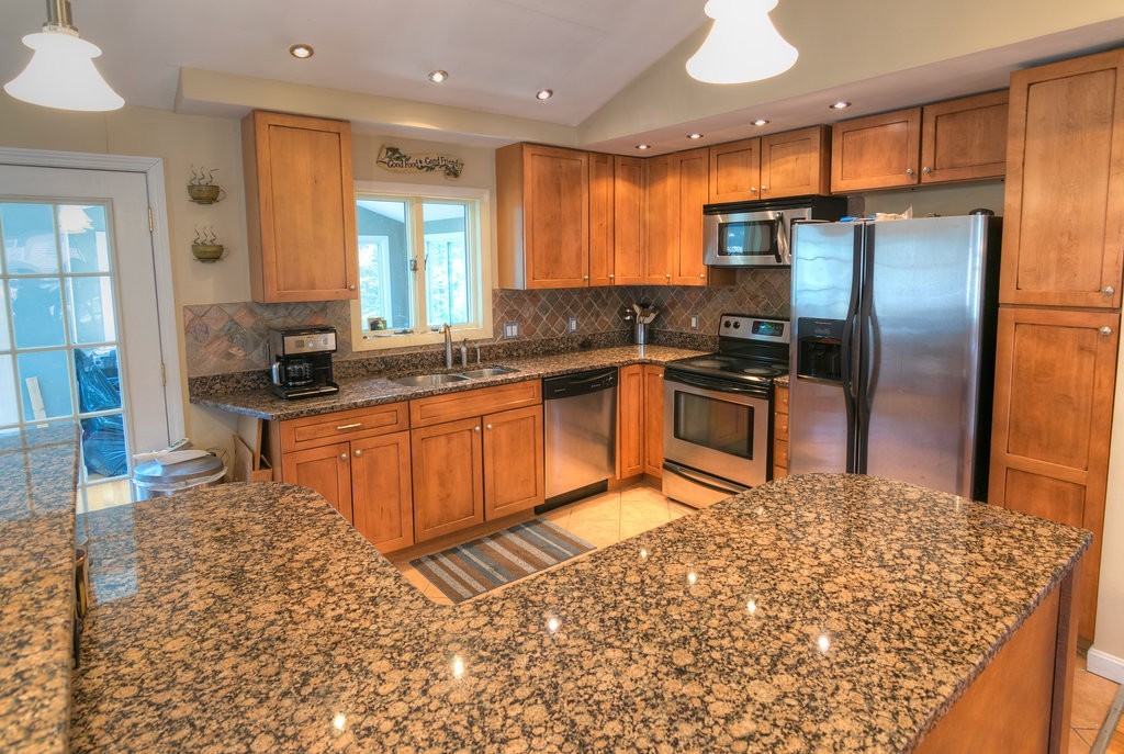 11 Symphony Road Peabody, MA 01960 - Photo 4 of 19 Gallery Image 4
