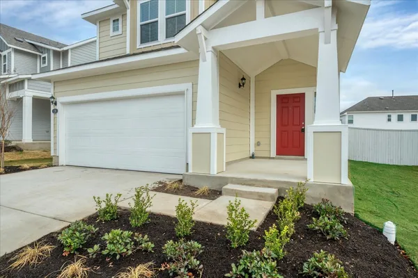 $2,000 | 116 Honeybee Lane, Elgin, TX 78621