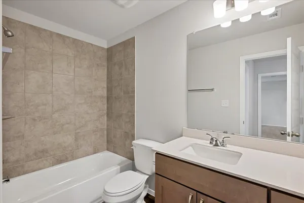 $2,000 | 116 Honeybee Lane, Elgin, TX 78621