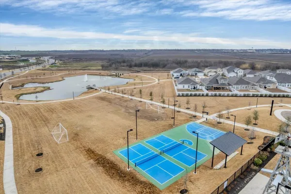 $2,000 | 116 Honeybee Lane, Elgin, TX 78621