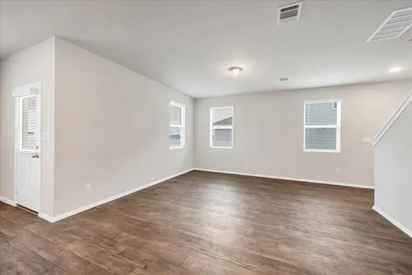 $2,000 | 116 Honeybee Lane, Elgin, TX 78621