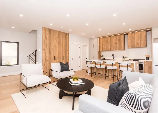 $1,099,900 | 15 Alder Street, Unit 1, Waltham, MA 02453