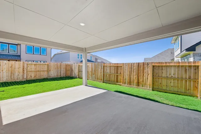 $448,685 | 29411 Meadowcreek Hl Drive, Waller, TX 77484