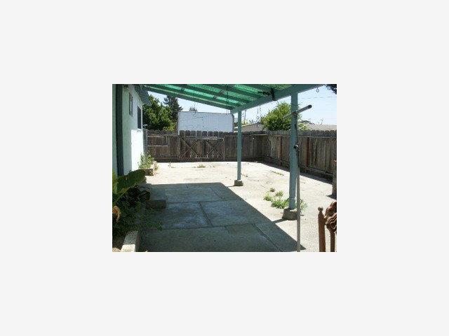144 College Road Watsonville, CA 95076 - Photo 8 of 9 Gallery Image 8
