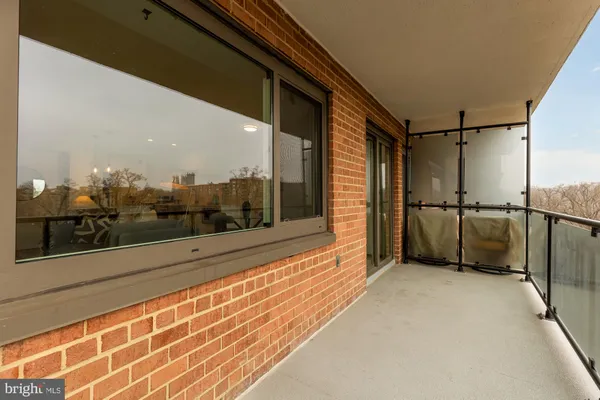 $359,000 | 4201 Cathedral Avenue Northwest, Unit 1009E, Washington, DC 20016