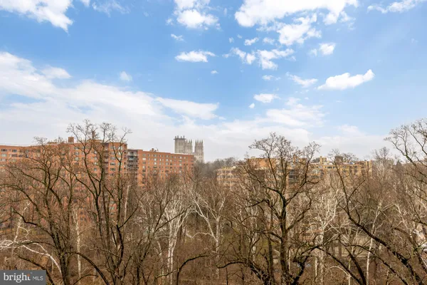 $359,000 | 4201 Cathedral Avenue Northwest, Unit 1009E, Washington, DC 20016