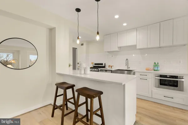 $359,000 | 4201 Cathedral Avenue Northwest, Unit 1009E, Washington, DC 20016