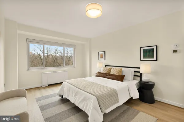 $359,000 | 4201 Cathedral Avenue Northwest, Unit 1009E, Washington, DC 20016