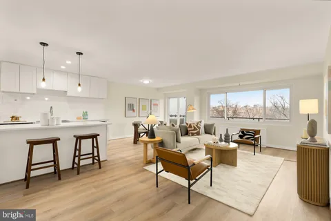 $379,000 | 4201 Cathedral Avenue Northwest, Unit 1009E, Washington, DC 20016