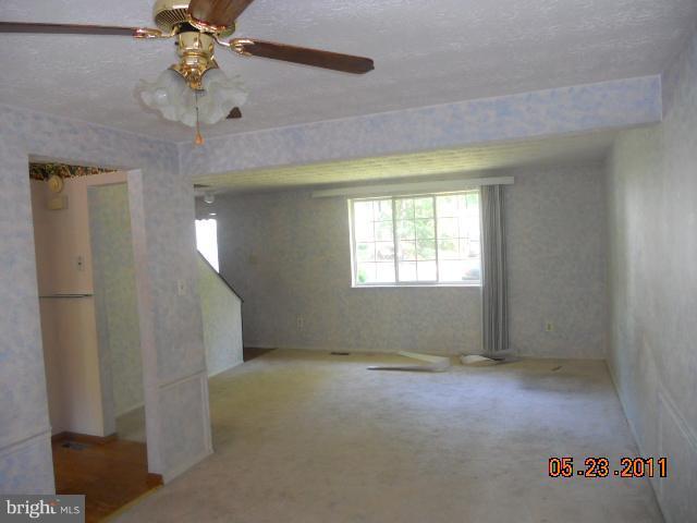 6117 Hemlock Way Clinton, MD 20735 - Photo 8 of 16 Interior (General)