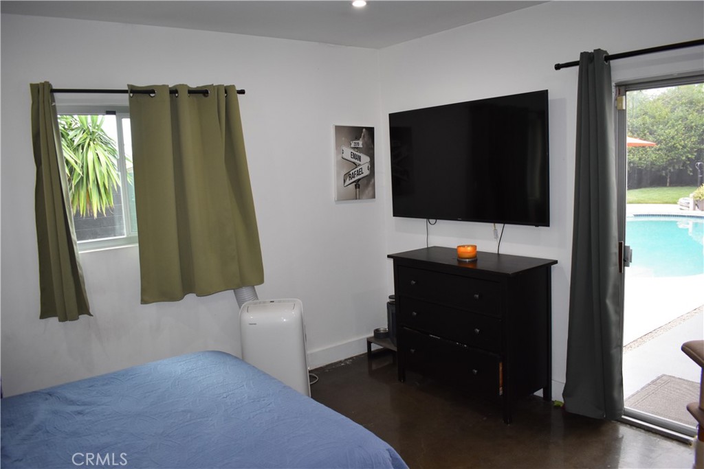 1156 Lyndhurst Drive Riverside, CA 92507 - Photo 34 of 57