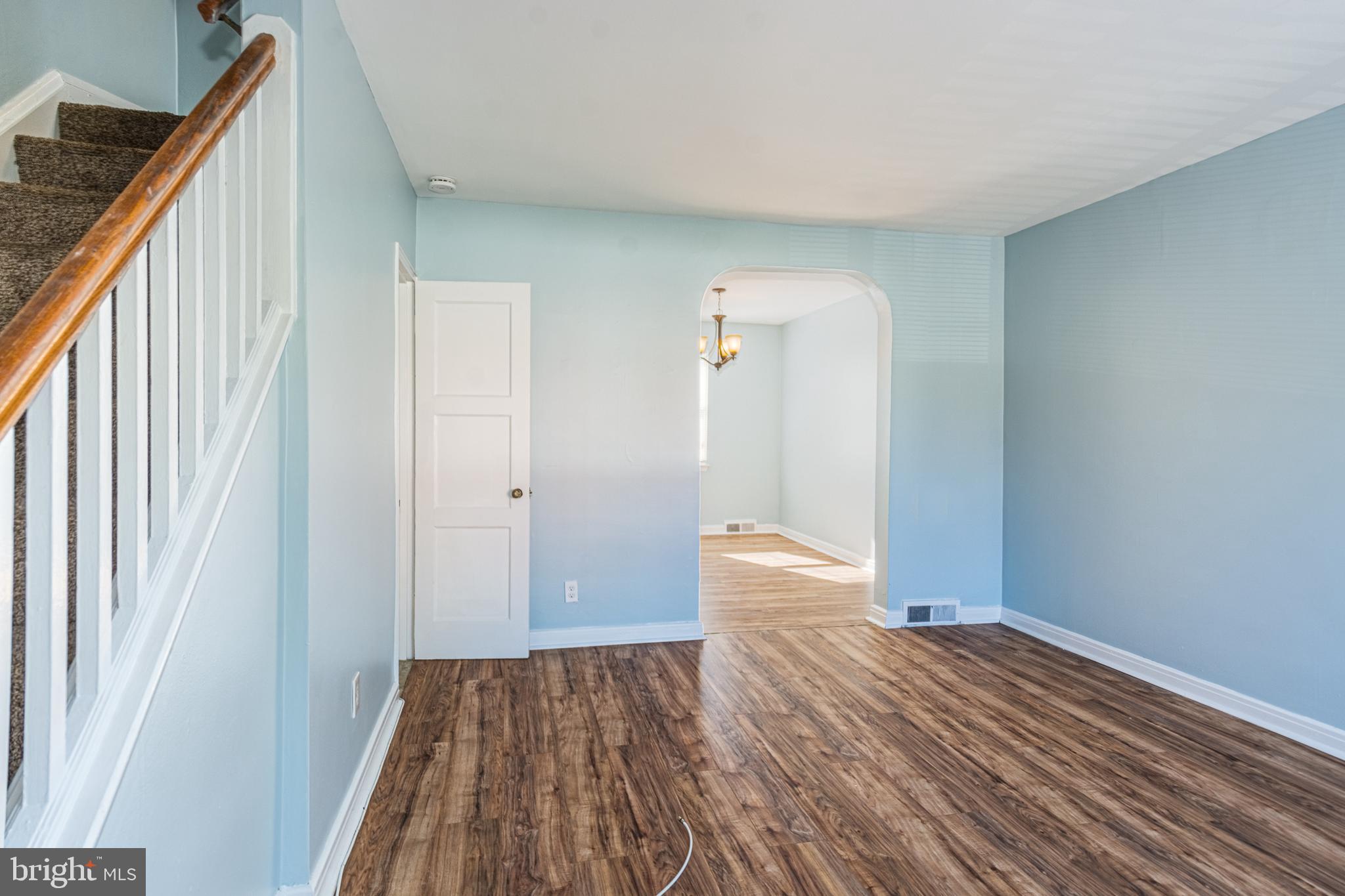106 Hillvale Road Baltimore, MD 21229 - Photo 6 of 33 Gallery Image 6